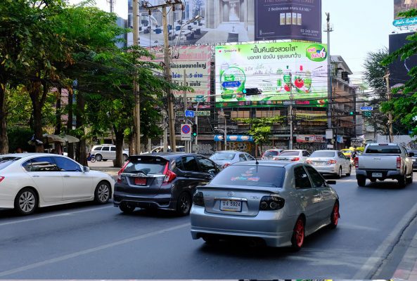 ป้ายโฆษณา LED แยกวิทยุ เพชรบุรี 37